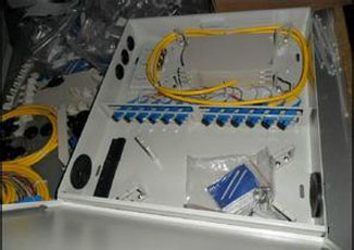 Optical fiber quick connect plug (enhanced) operation video